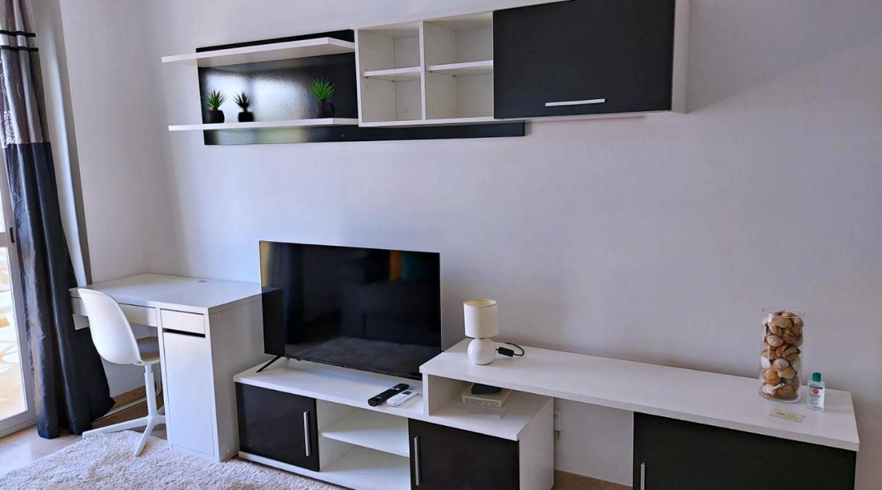 Cozy Apartment Overlooking Estepona'S Marina! Exterior foto